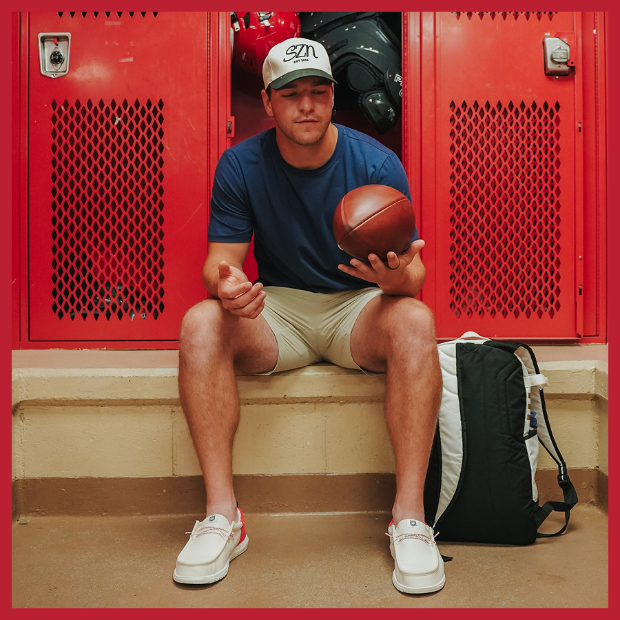 Wally Funk Georgia Bulldogs ÿ Varsity Red/Chalk - Image 2